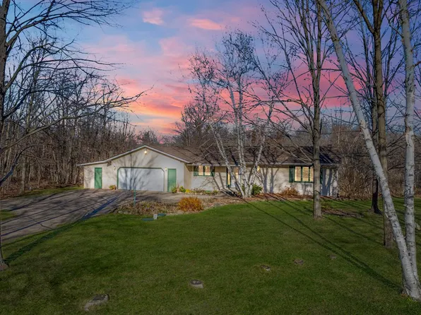 19070 146th St NW, Elk River, MN 55330