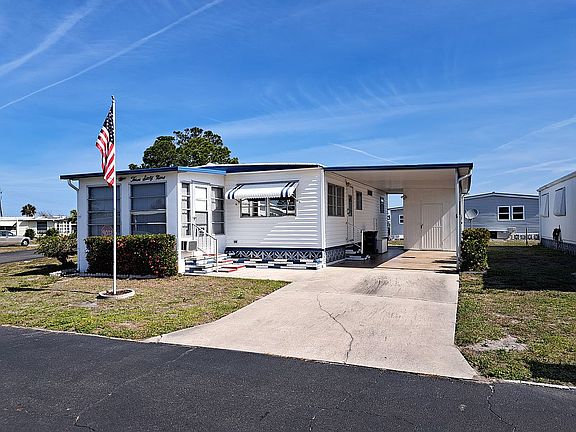 2nd image of 369 Sanibel St