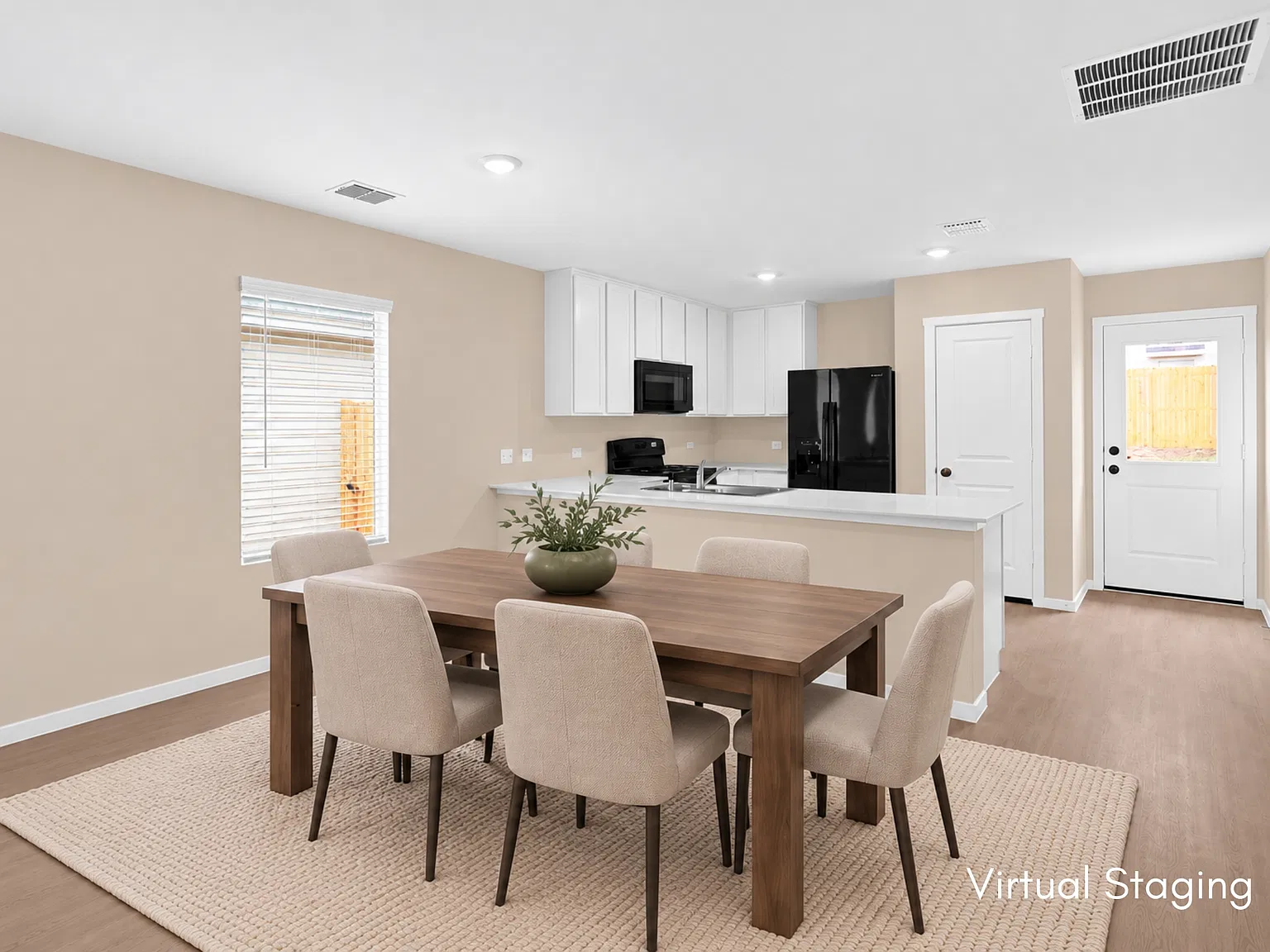 3 bed, 1411 sqft, $1,750 — Photo 4