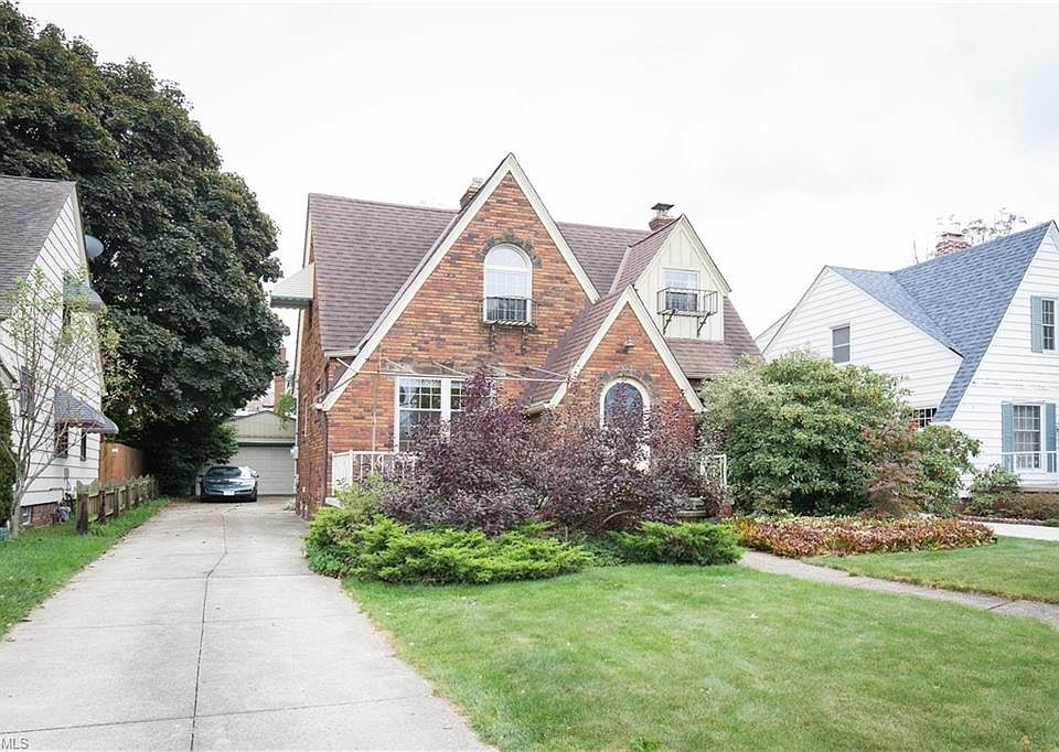 1st image of 15401 Edolyn Ave