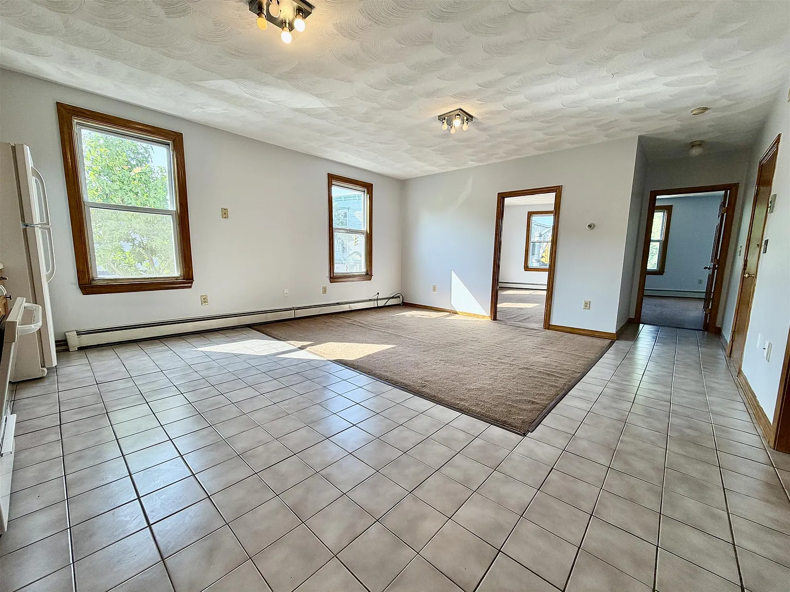 2 bed, 850 sqft, $2,700 — Photo 4