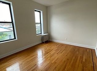 731 E 8th St #B3, Brooklyn, NY 11230