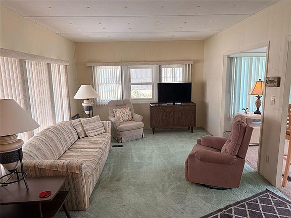 3rd image of 315 PEACE MANOR