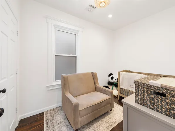 10 Apollo Street image 16 of 24