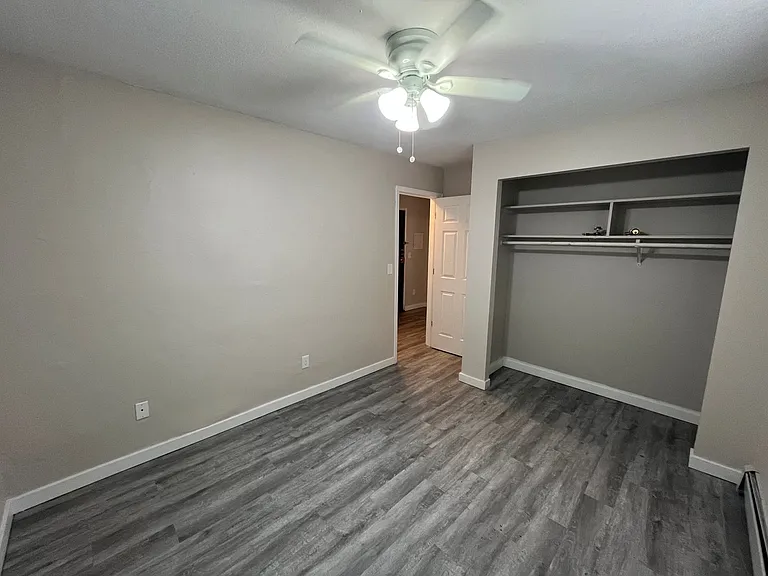 2725 Pleasant Ave — Photo 8