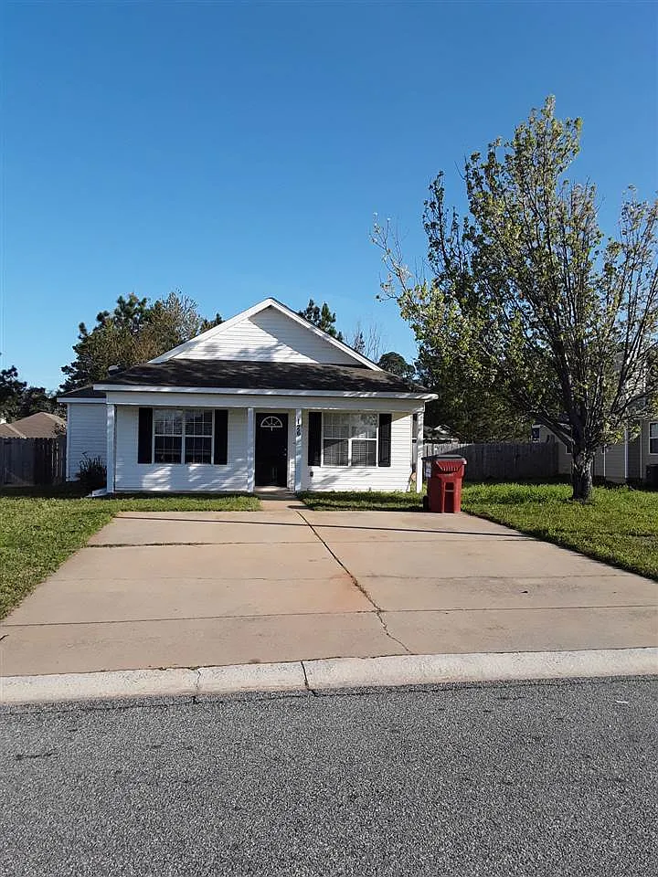 126 Kentshire Ln photo 1