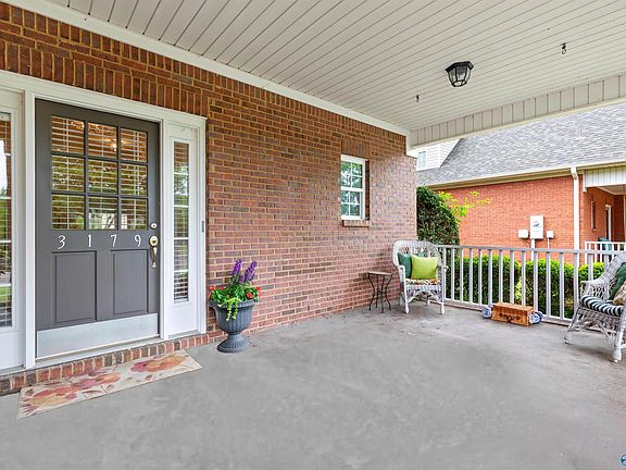 3rd image of 3179 Mallard Point Dr SE