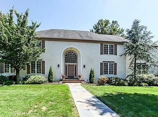 211 Trianon Ln, Villanova, PA 19085