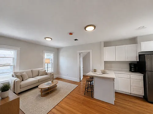 42 Curtis Ave Photo 1