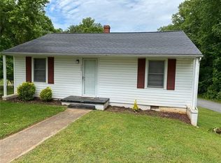 706 S Cline Ave, Newton, NC 28658