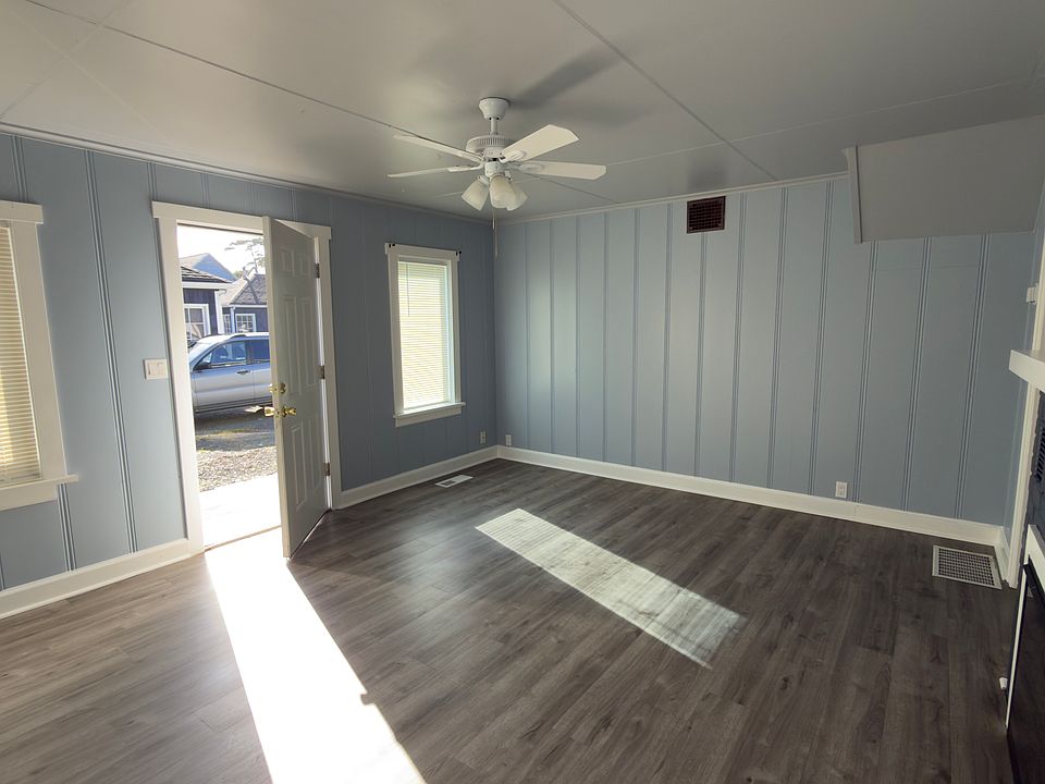 Entrance to the duplex