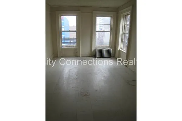 Rented by City Connections Realty | media 4