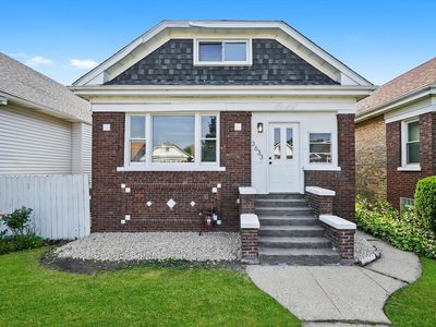 3633 N Lotus Ave, Chicago, IL, 60641