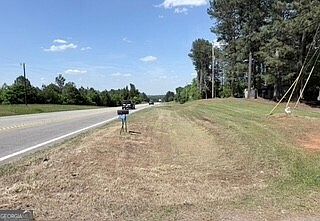 2nd image of 2491 Athens Hwy