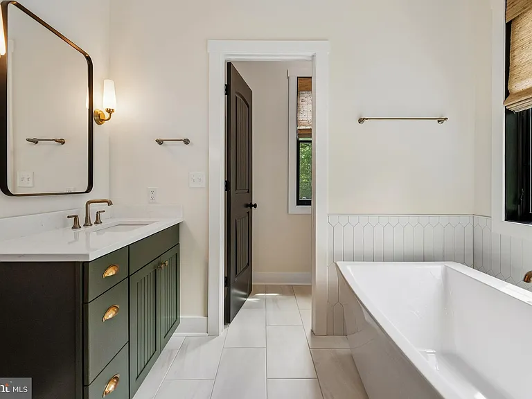 240 Lewis Williams Ln — Photo 24