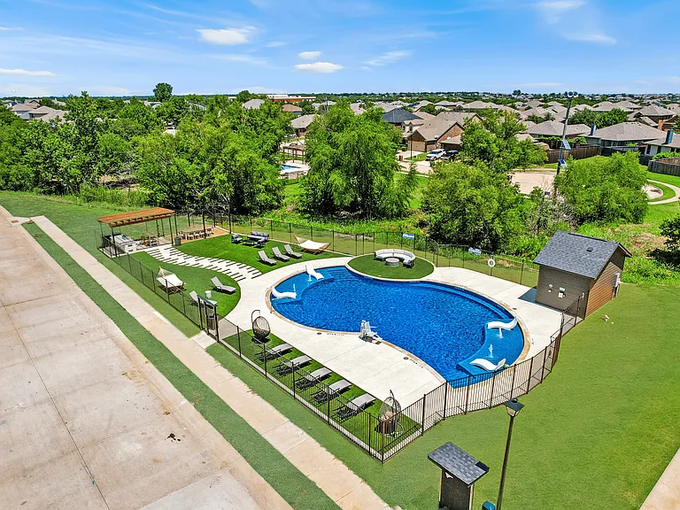 Townhomes at Princeton Meadows — Photo 41