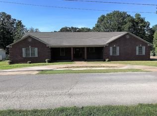 11 Cleveland St, Belmont, MS 38827