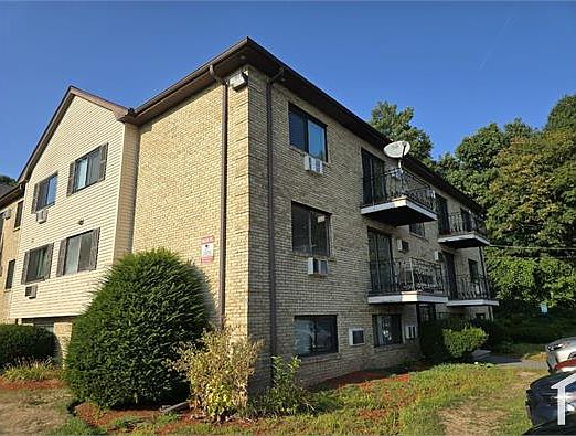1st image of 307 Pawtucket Blvd Unit 21