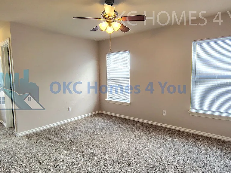 606 Garrison Ln — Photo 13