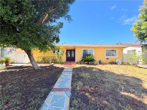 9423 Woodley Ave, North Hills, CA 91343
