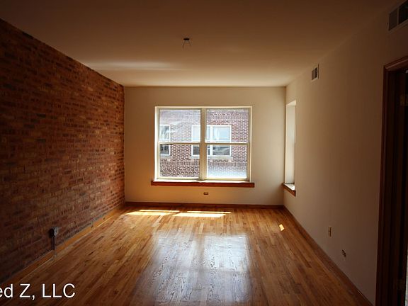 2nd image of 4931 N Kedzie Ave APT 3W