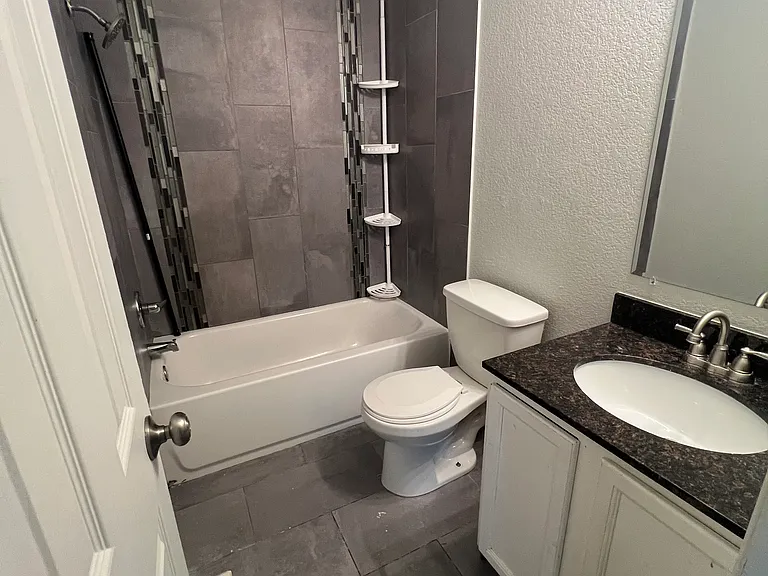 2099 S Bryant St — Photo 18
