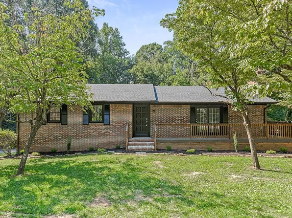 1401 Whiteaker Springs Rd, Cookeville, TN 38506