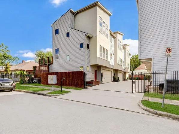 1902 Fletcher St, Houston, TX 77009