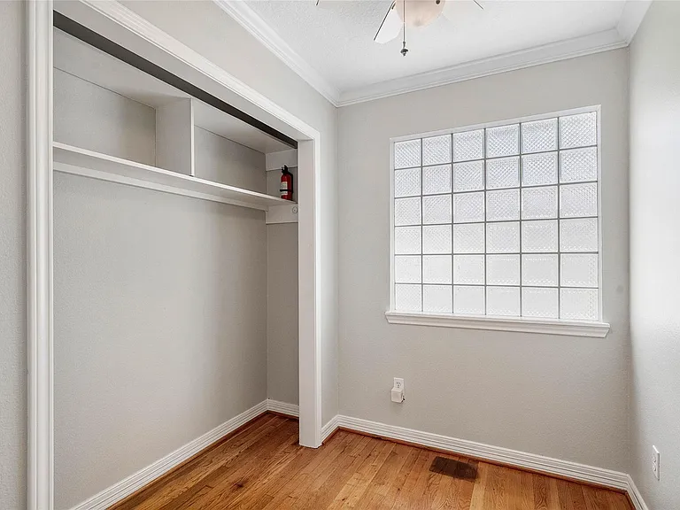 4608 Woodhead St — Photo 8