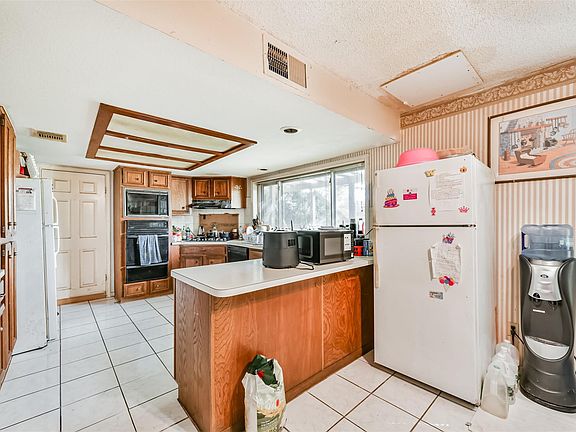 5th image of 14703 La Rana Dr