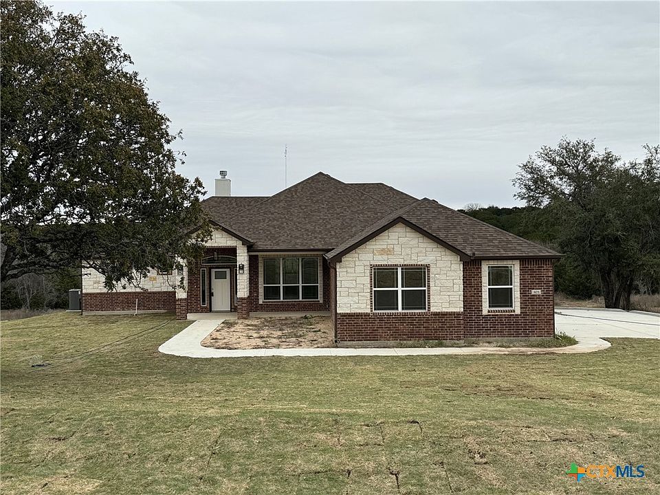 1st image of 805 Estate Cir