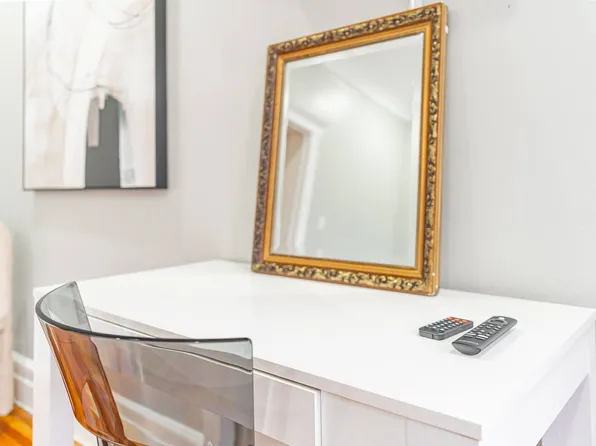 115 Arlington Avenue image 12 of 19