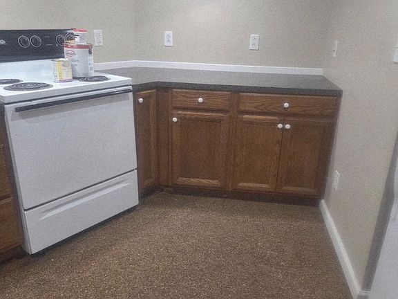 3rd image of 204 1/2 N Spruce St #3B