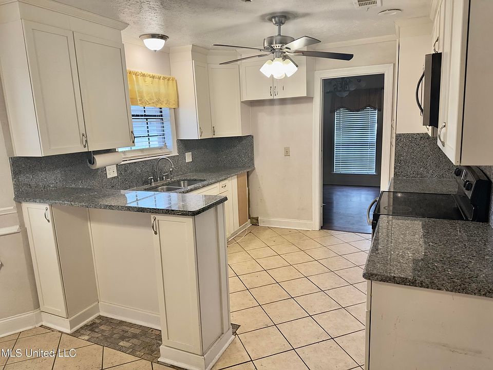 6237 Tanglewood Dr, Jackson, MS 39213 Zillow