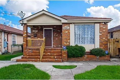 4323 Touro St Photo 1