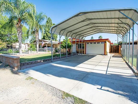 4th image of 26942 Madison Street