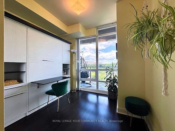 5th image of 825 Church St #611