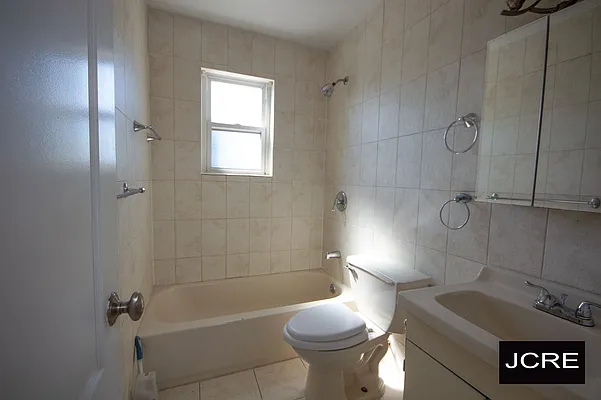 Rented by Jeremy C LLC | media 58