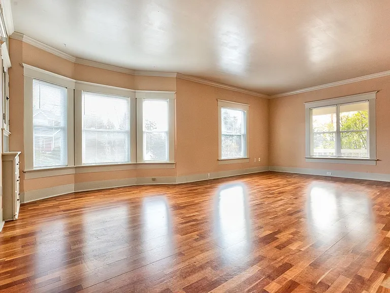 1424 N Northgate Way - SAM — Photo 22