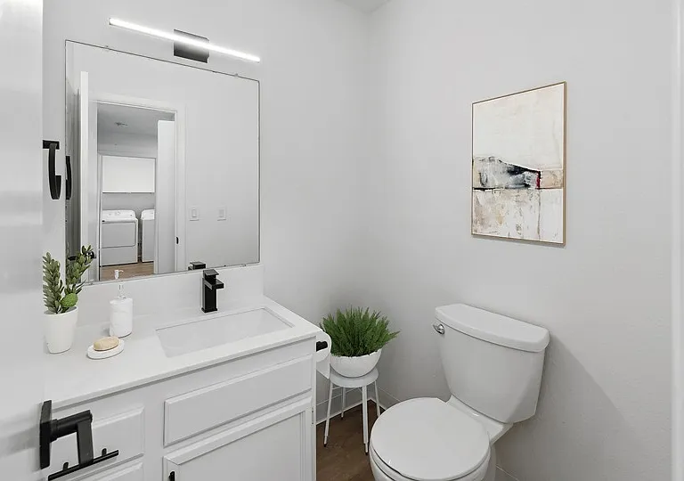 ReNew Rock Creek Townhomes — Photo 13