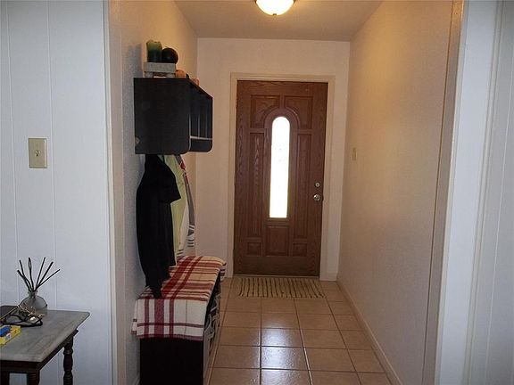 2nd image of 7610 Salge Dr