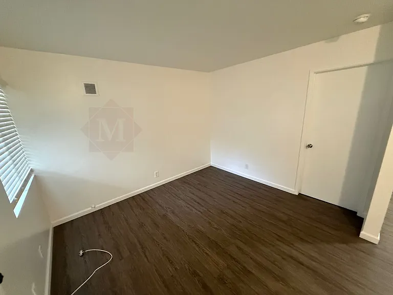 741 Janetwood Dr #9 — Photo 2