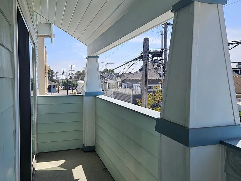 816 F Ave — Photo 10
