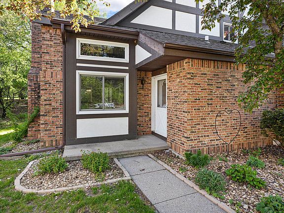 3rd image of 1208 N Gammon Rd #1208