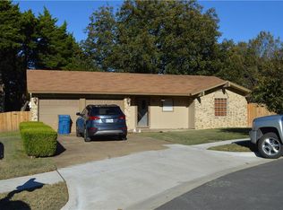 1205 Oak Creek Cv, Hutchins, TX 75141