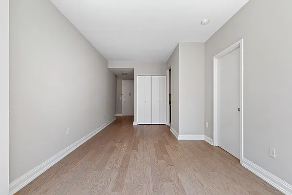 Rented by Greystar | media 30