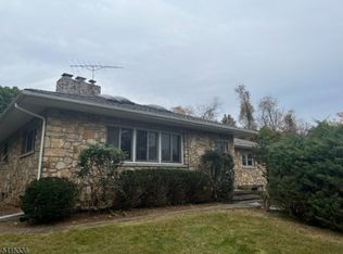60 W Valley Brook Rd, Long Valley, NJ 07853