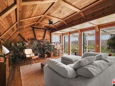 1555 Fernwood Pacific Dr, Topanga, CA, 90290