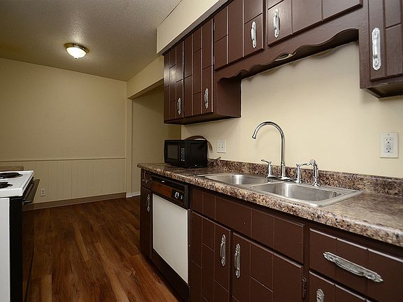 5th image of 4740 N 61st St Unit 14