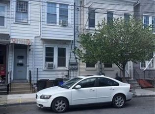 1037 Washington St, Easton, PA 18042